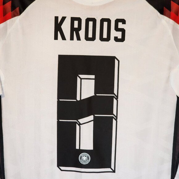 Adidas Germany Team Soccer Jersey 2024 KROOS Slim Fit Medium - Picture 9 of 16